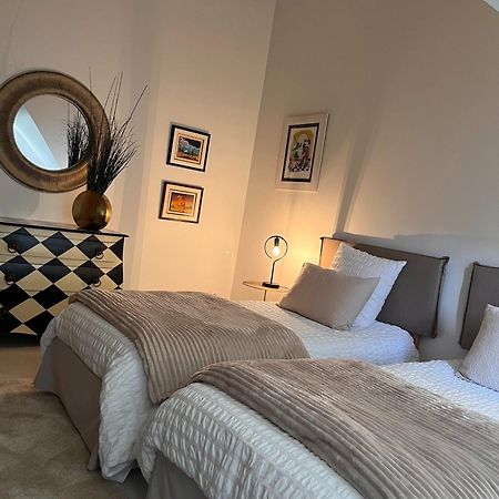 Romagne  La Sellerie Bed & Breakfast エクステリア 写真