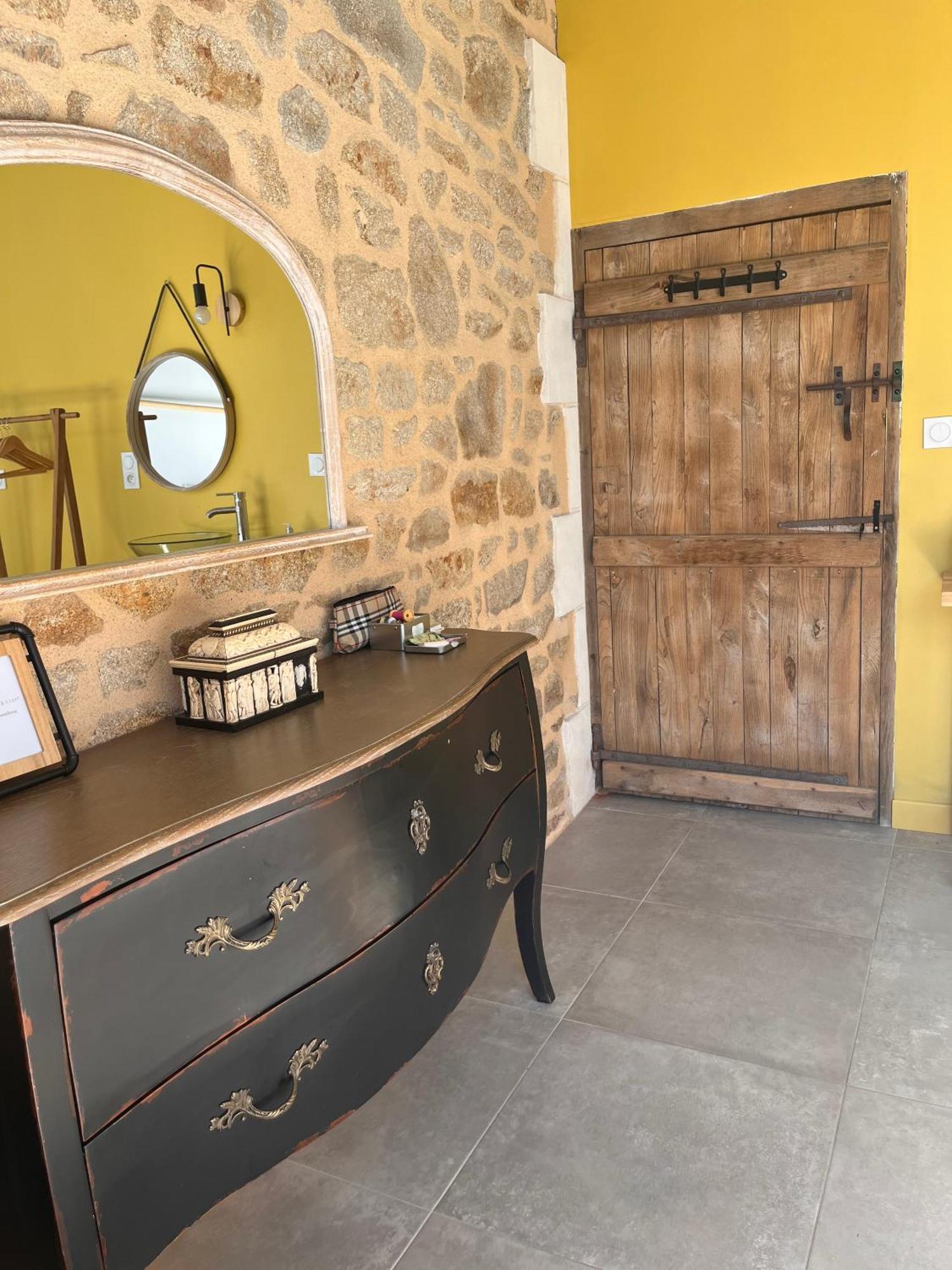 Romagne  La Sellerie Bed & Breakfast エクステリア 写真