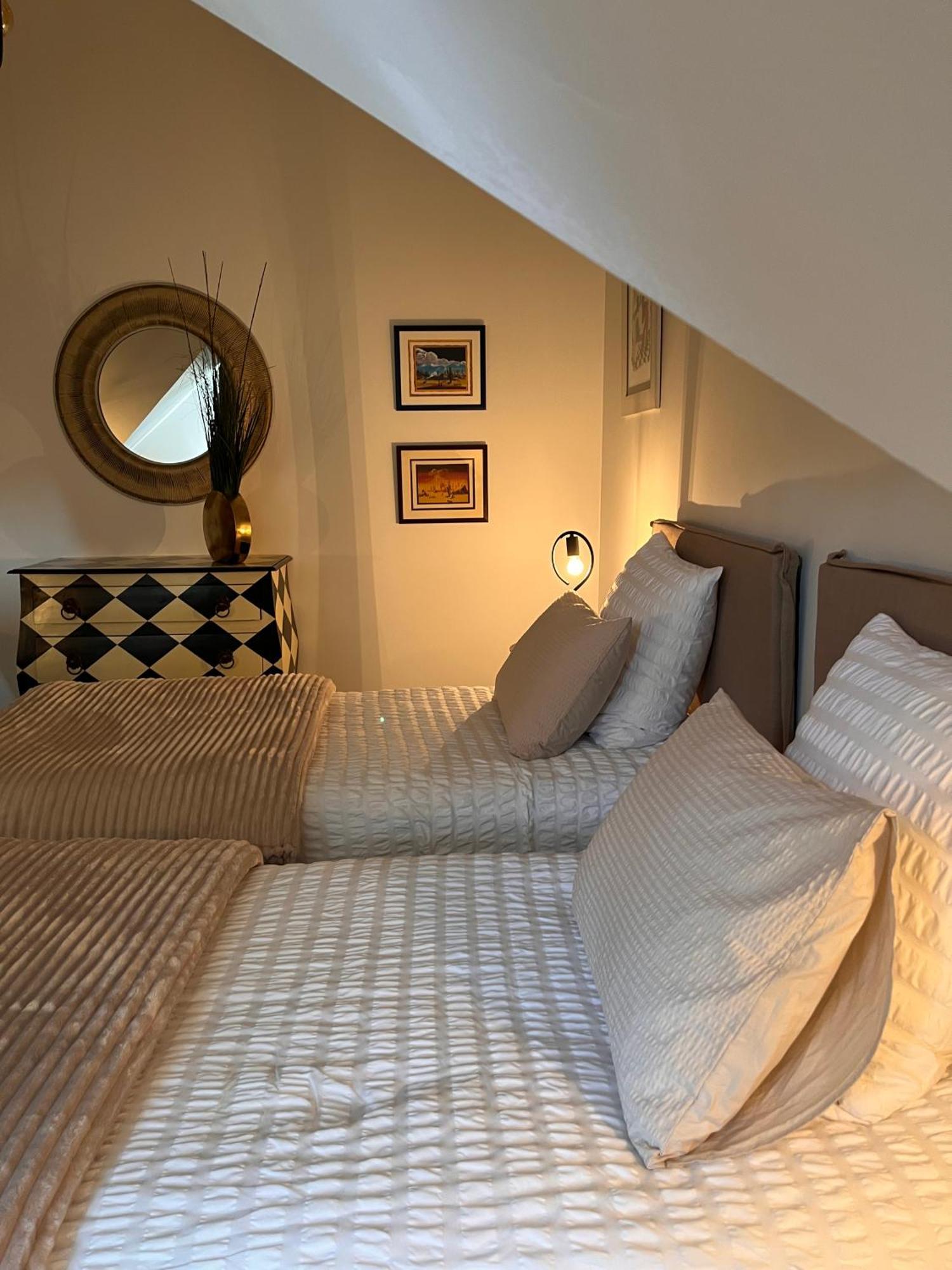Romagne  La Sellerie Bed & Breakfast エクステリア 写真